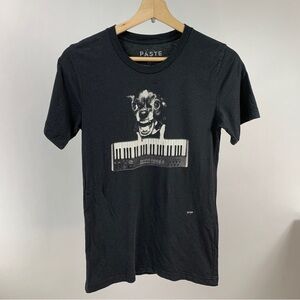 PASTE Graphic Tee Chihuahua Jason Laurits Brooklyn New York